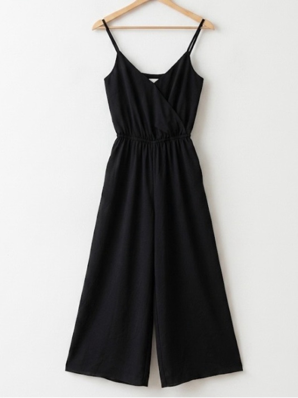 Aritzia Wilfred Black Sleeveless Wide Leg Jumpsuit Women’s XS Quiet Luxury